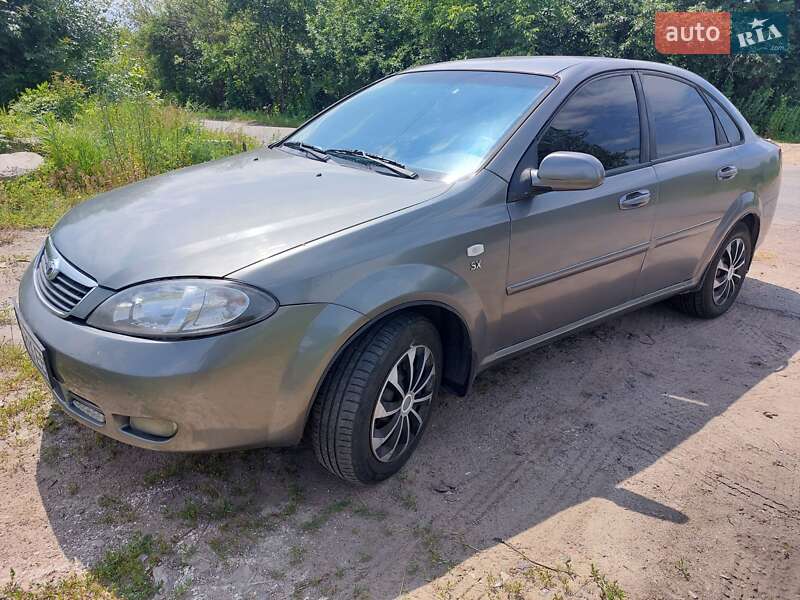 Daewoo Gentra 2013