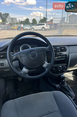 Седан Daewoo Gentra 2013 в 