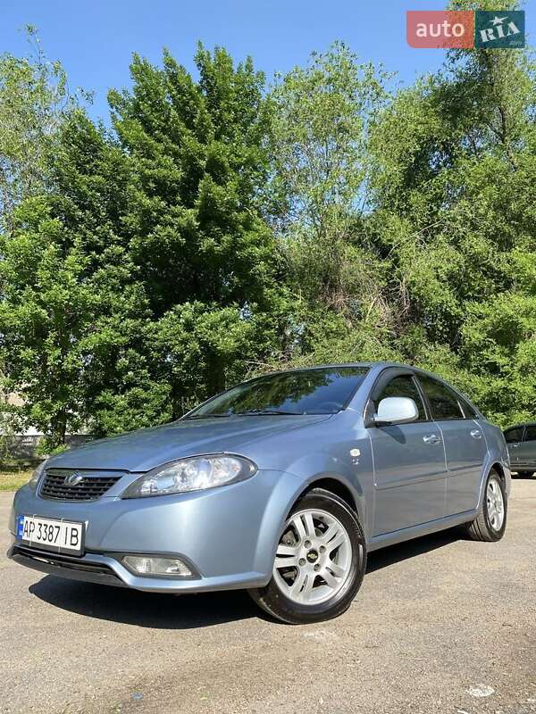 Седан Daewoo Gentra 2013 в 