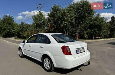 Седан Daewoo Gentra 2014 в 