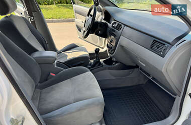 Седан Daewoo Gentra 2014 в 