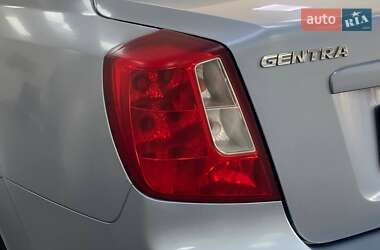 Седан Daewoo Gentra 2013 в 