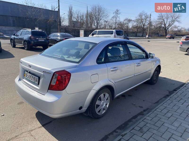 Седан Daewoo Gentra 2014 в Николаеве