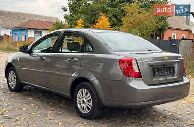 Седан Daewoo Gentra 2013 в 