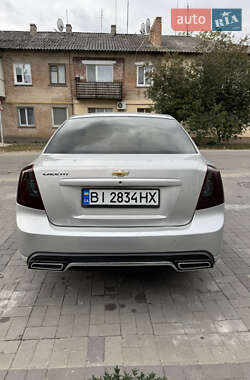 Седан Daewoo Gentra 2014 в  фото 6 Седан Daewoo Gentra 2014 в