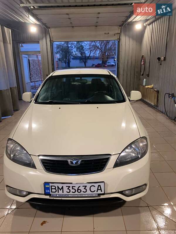 Седан Daewoo Gentra 2013 в Кролевці