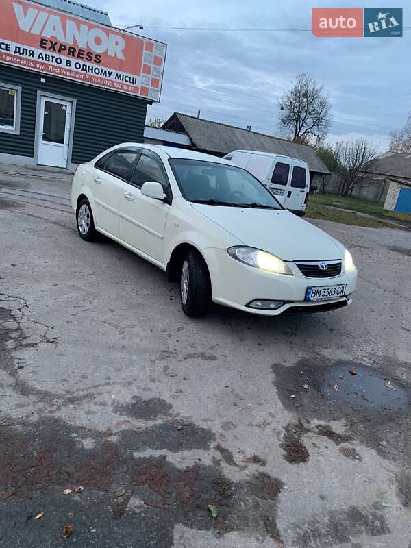 Седан Daewoo Gentra 2013 в Кролевці