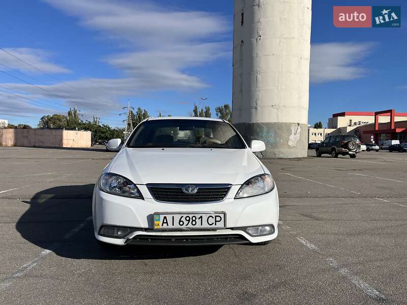 Седан Daewoo Gentra 2013 в Києві фото 2 Седан Daewoo Gentra 2013 в Києві