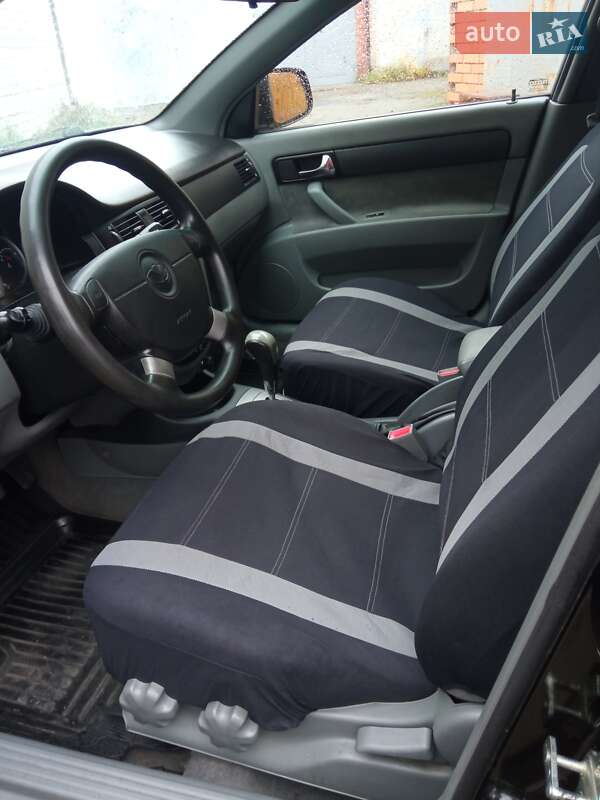 Седан Daewoo Gentra 2014 в Києві фото 6 Седан Daewoo Gentra 2014 в Києві