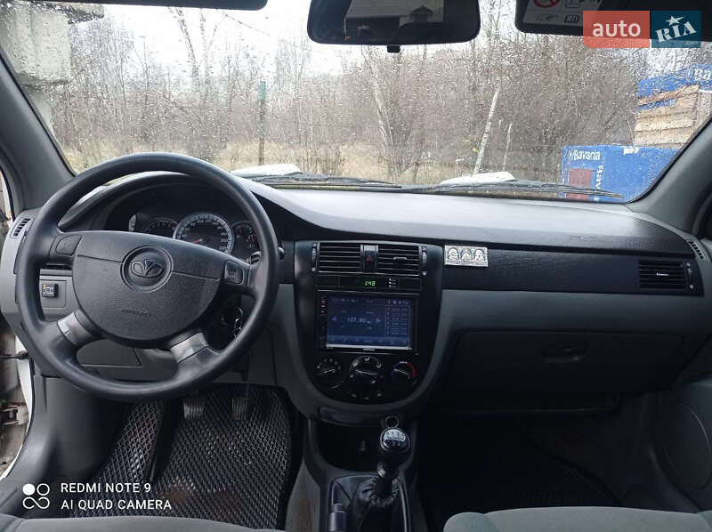 Седан Daewoo Gentra 2013 в Харькове