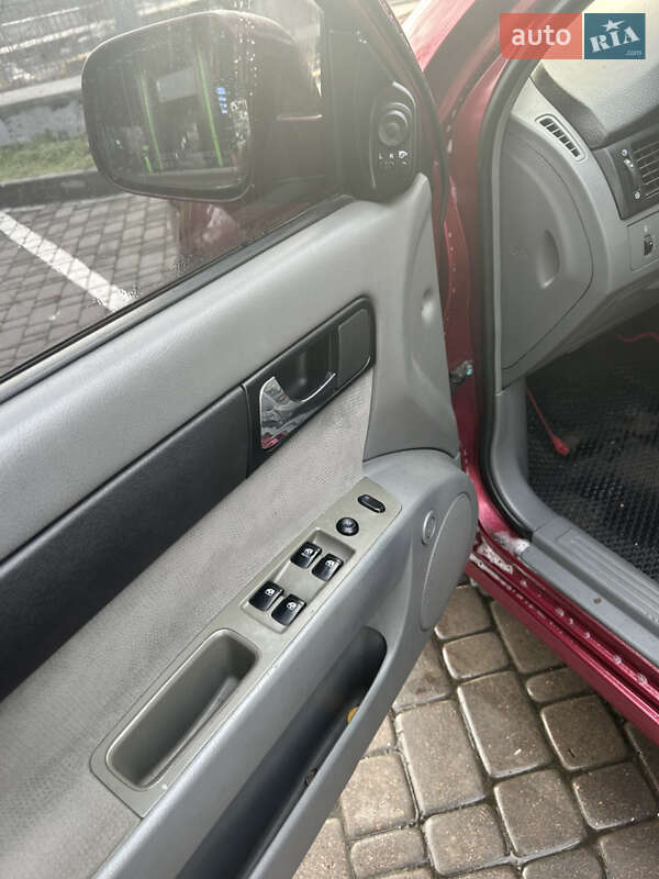 Седан Daewoo Gentra 2014 в Киеве