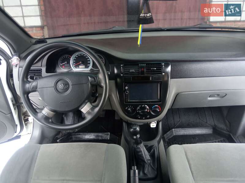 Седан Daewoo Gentra 2013 в Вінниці