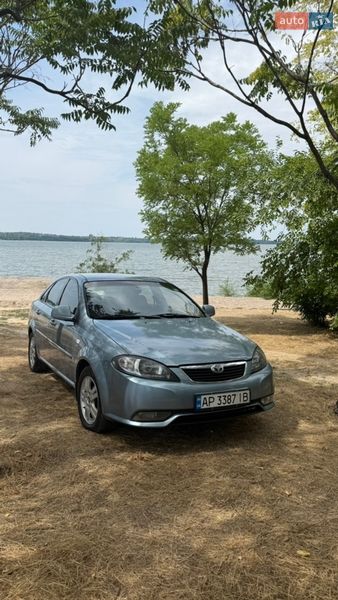 Daewoo Gentra 2013