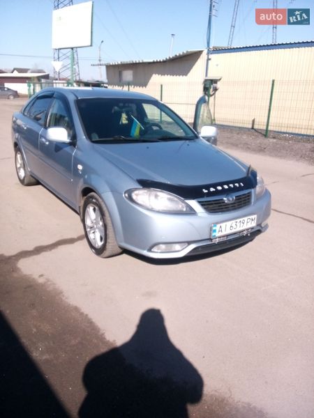 Седан Daewoo Gentra 2014 в Киеве