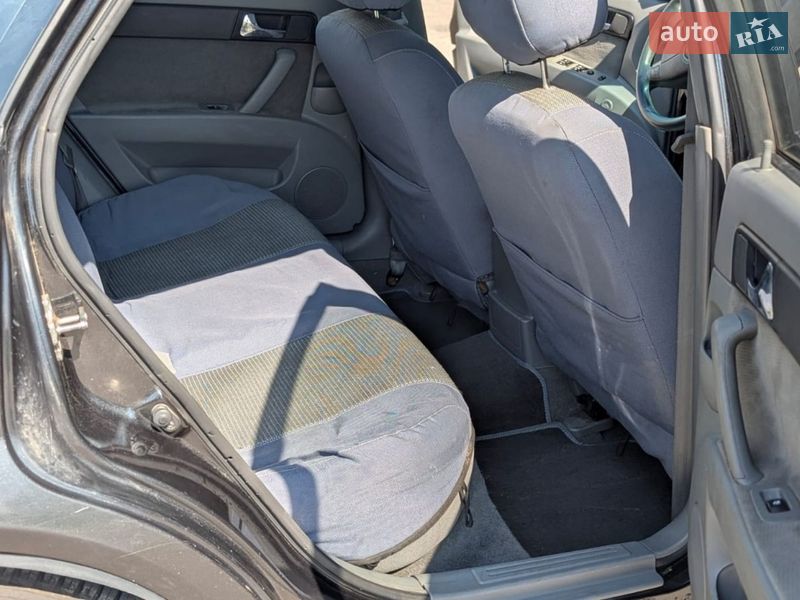 Седан Daewoo Gentra 2013 в Одесі