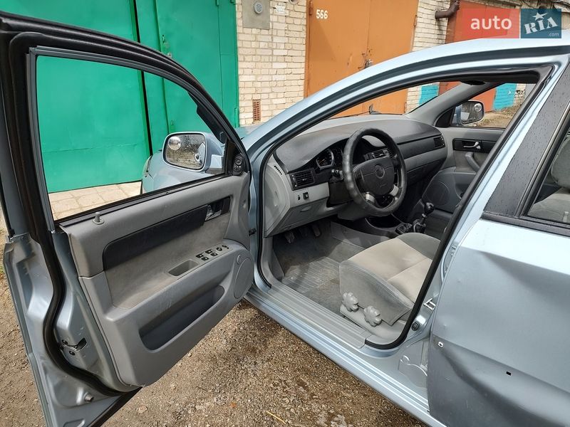 Седан Daewoo Gentra 2015 в Сумах