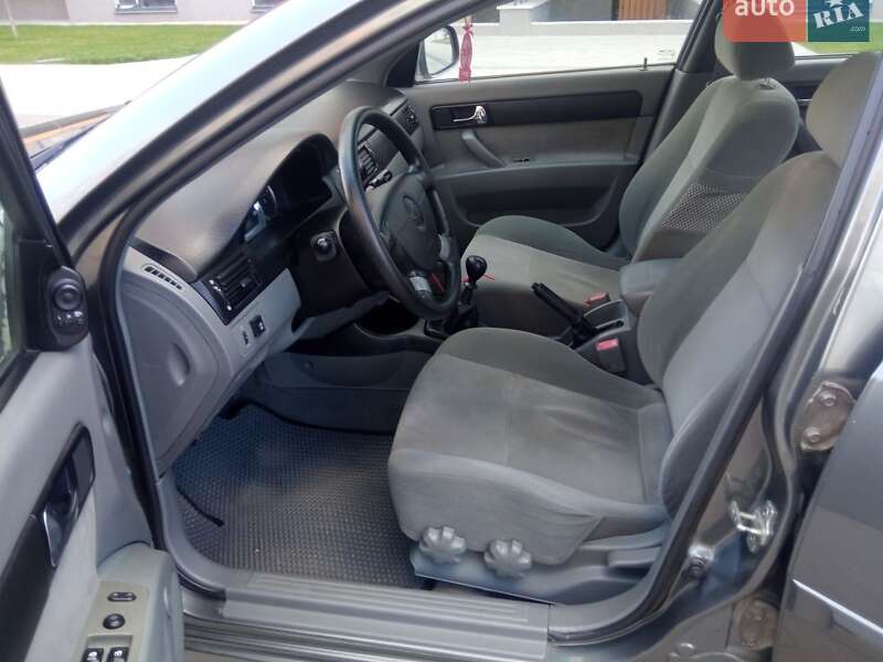 Седан Daewoo Gentra 2013 в Вінниці