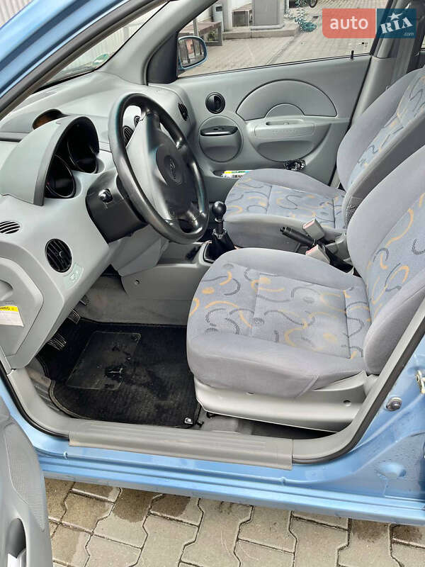 Хэтчбек Daewoo Kalos 2002 в Косове фото 15 Хэтчбек Daewoo Kalos 2002 в Косове