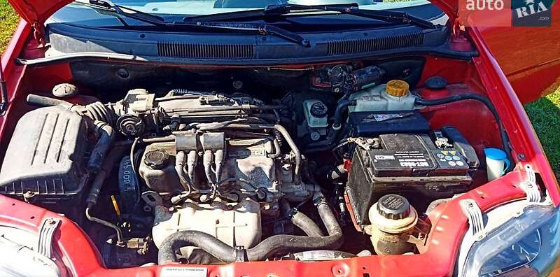 Хетчбек Daewoo Kalos 2003 в Чернівцях фото 13 Хетчбек Daewoo Kalos 2003 в Чернівцях