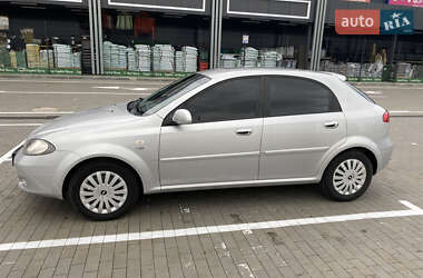 Хэтчбек Daewoo Lacetti 2004 в Первомайске