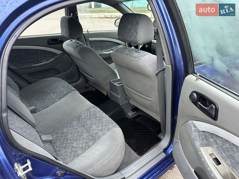 Хетчбек Daewoo Lacetti 2004 в Первомайську