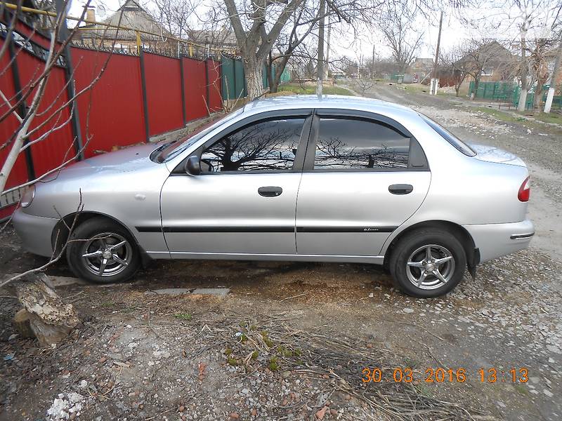 Седан Daewoo Lanos 2008 в Марганце