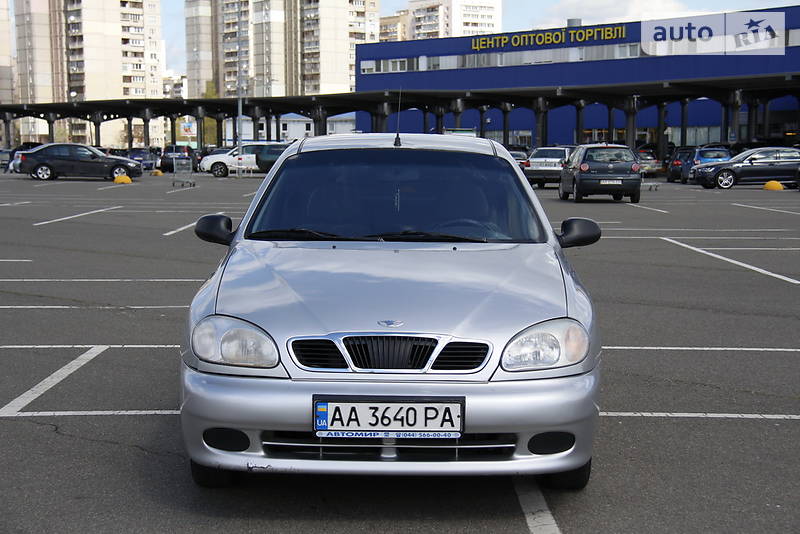 Седан Daewoo Lanos 2004 в Киеве