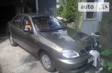 Седан Daewoo Lanos 2002 в Киеве