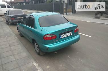 Седан Daewoo Lanos 1998 в Киеве