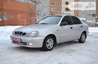 Седан Daewoo Lanos 2003 в Киеве