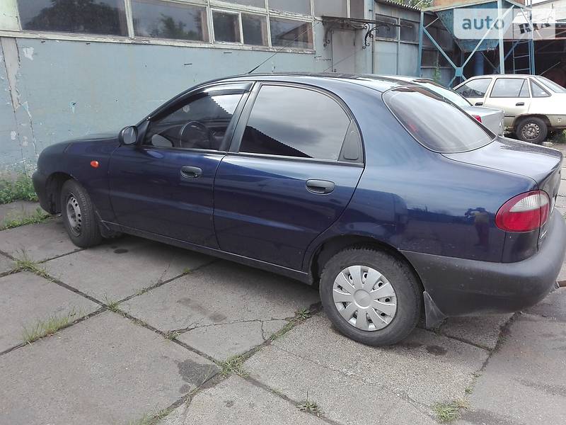 Седан Daewoo Lanos 2003 в Киеве