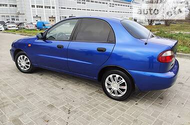 Седан Daewoo Lanos 1998 в Днепре