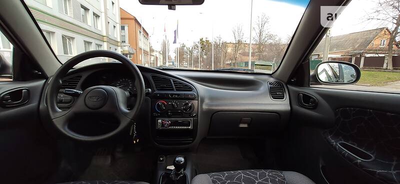 Седан Daewoo Lanos 2004 в Києві