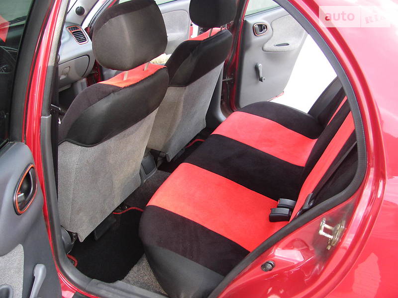 Седан Daewoo Lanos 2006 в Чернівцях