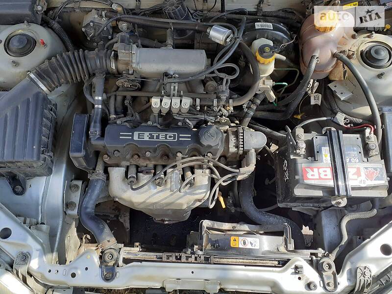 Седан Daewoo Lanos 2005 в Львові