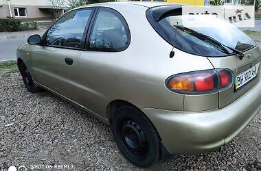 Хэтчбек Daewoo Lanos 2001 в Одессе