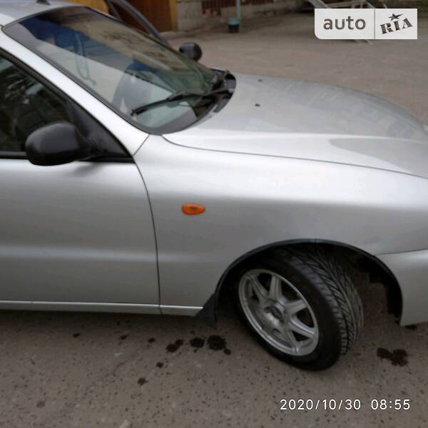 Седан Daewoo Lanos 2004 в Славянске