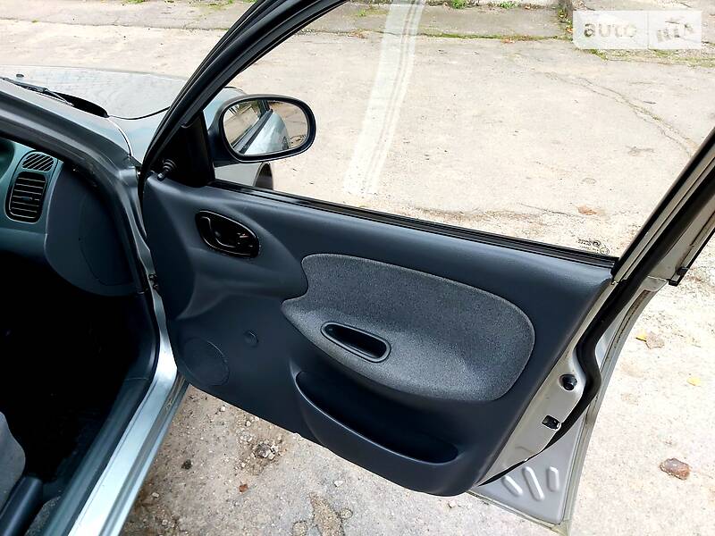 Седан Daewoo Lanos 2006 в Никополе