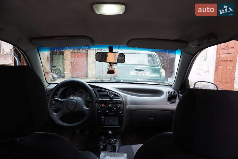 Хэтчбек Daewoo Lanos 2004 в Вышгороде