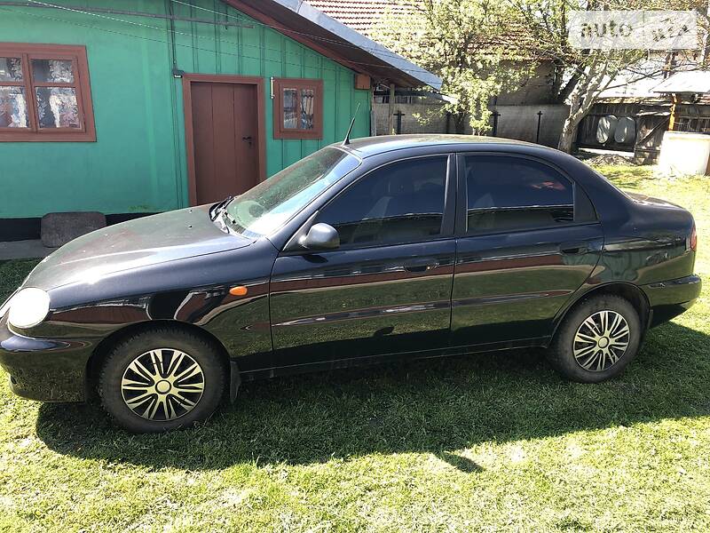 Седан Daewoo Lanos 2008 в Снятине