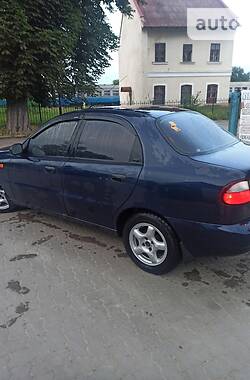 Седан Daewoo Lanos 2005 в Львові