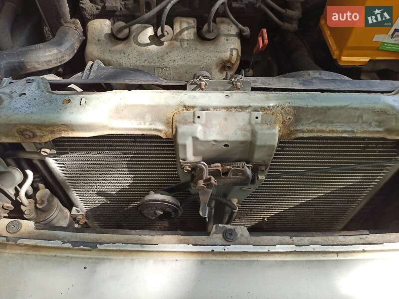 Седан Daewoo Lanos 2003 в Киеве