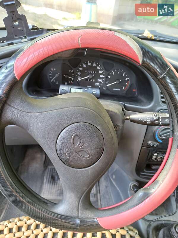 Седан Daewoo Lanos 2003 в Киеве