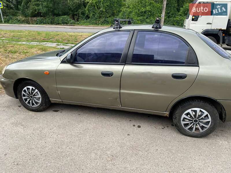 Седан Daewoo Lanos 2003 в Львові
