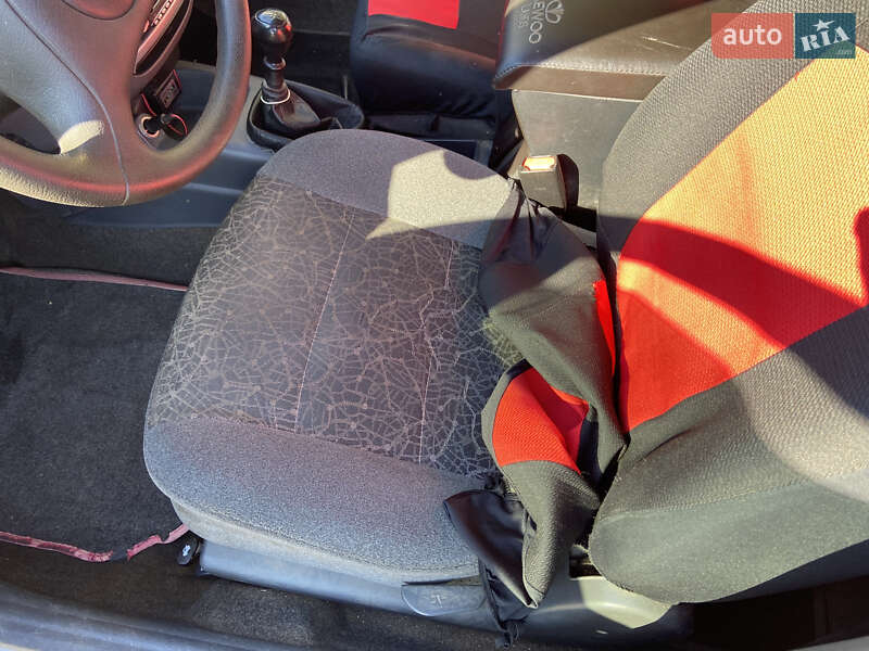 Седан Daewoo Lanos 2005 в Днепре