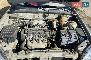 Седан Daewoo Lanos 2005 в Днепре