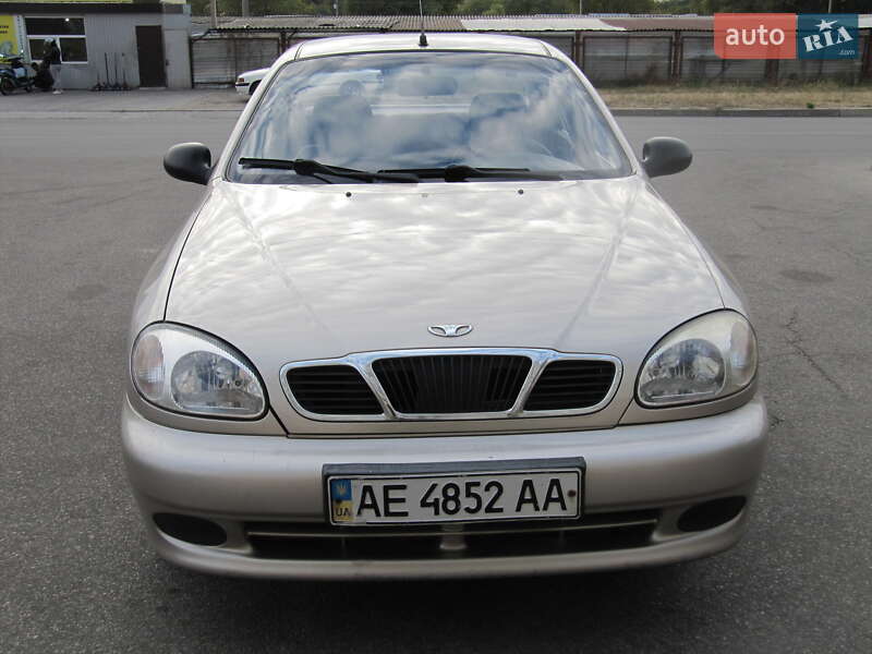 Седан Daewoo Lanos 2004 в Днепре