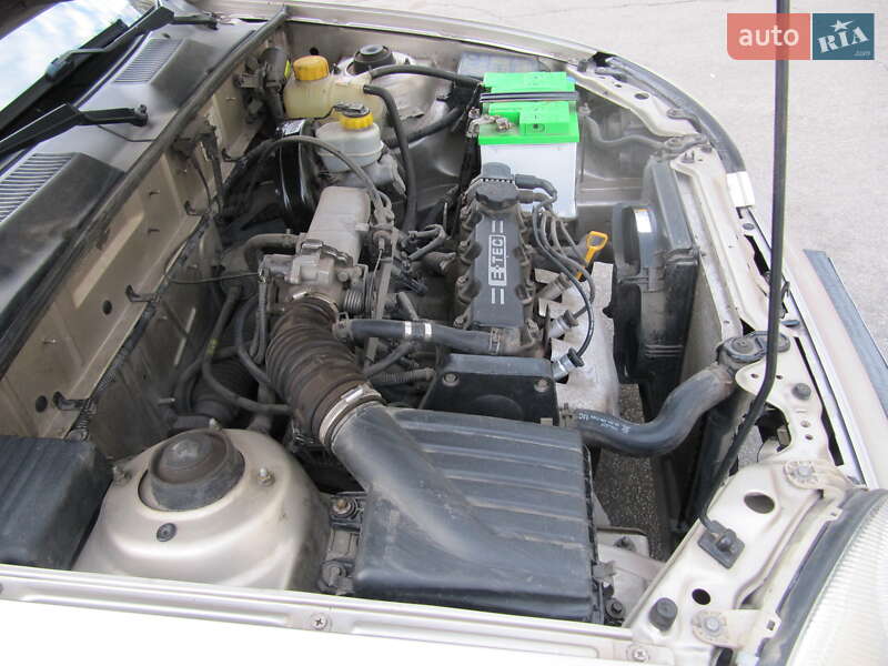 Седан Daewoo Lanos 2004 в Дніпрі