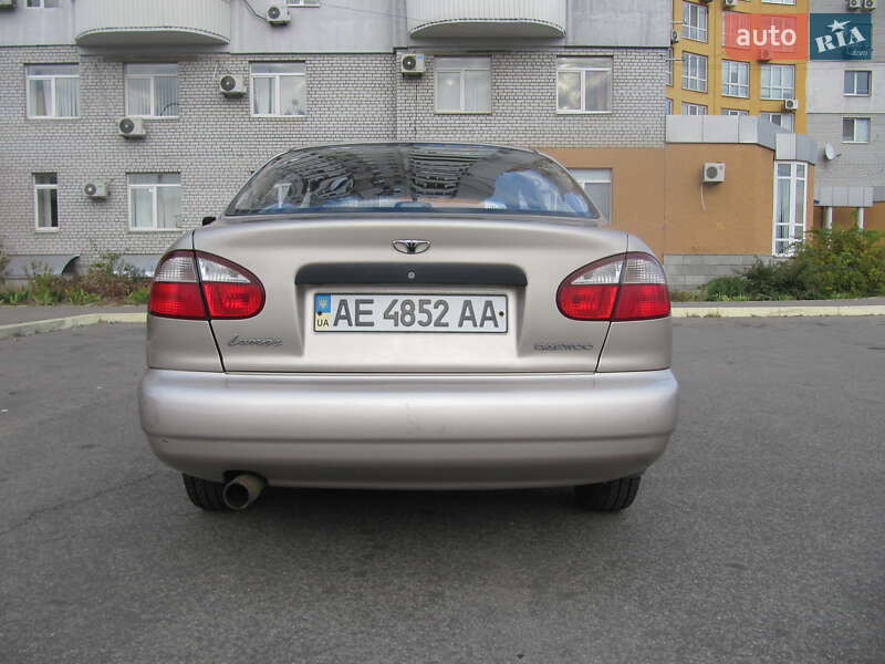 Седан Daewoo Lanos 2004 в Дніпрі