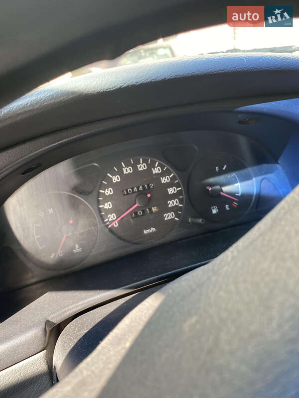 Седан Daewoo Lanos 2002 в Запорожье